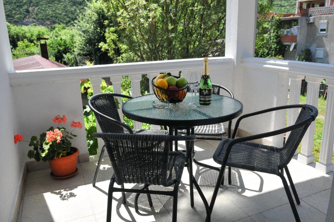 Guest House Markovic Budva Bagian luar foto